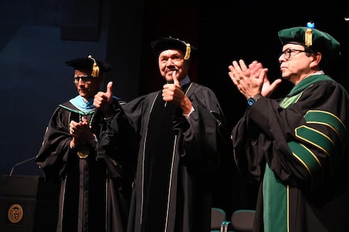 De las mixtas y el arroz con habichuelas a la gloria musical