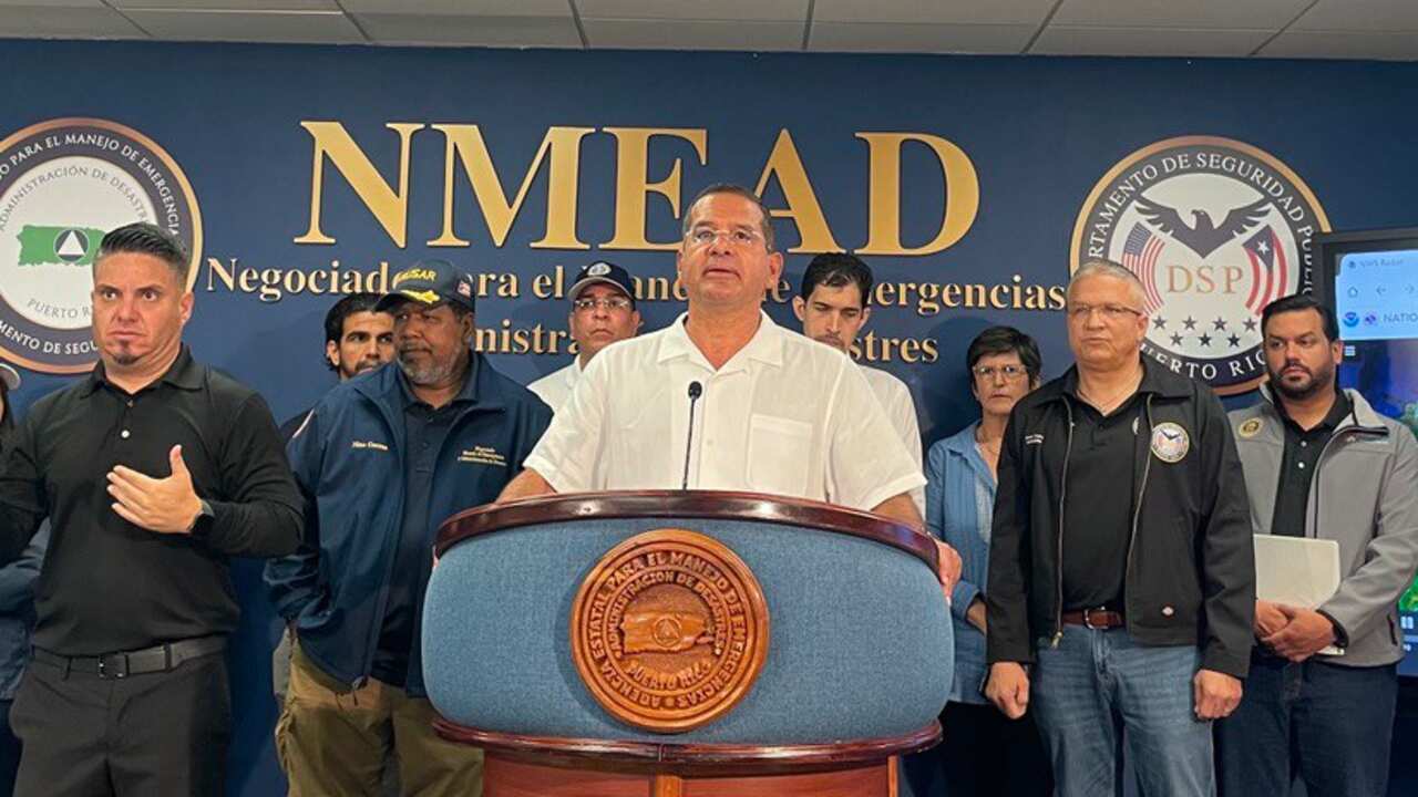 El gobernador en conferencia de prensa sobre el paso de la tormenta tropical Fiona por Puerto Rico.