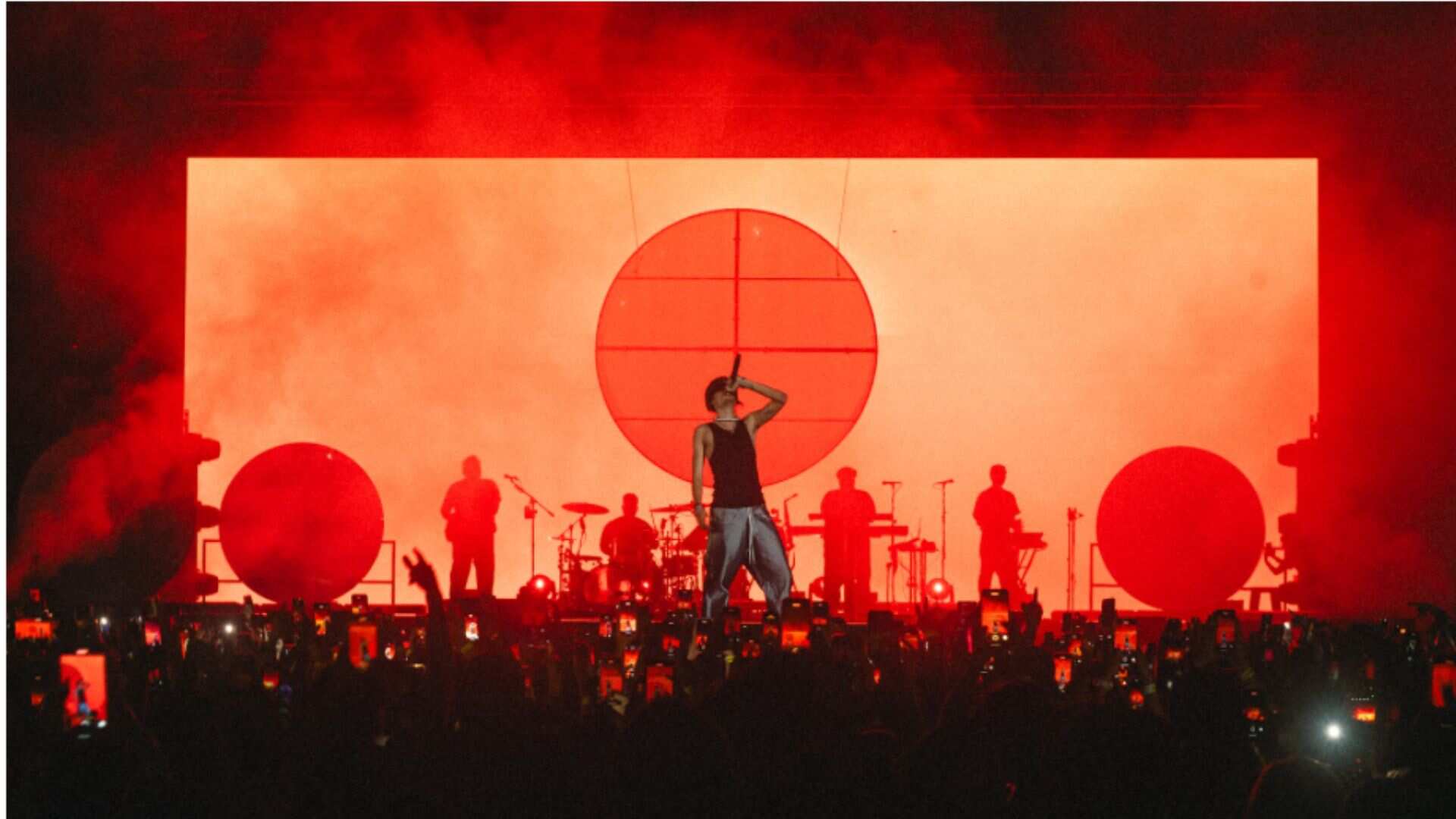 Metro Puerto Rico asistió a la primera función del cantante, que se llevó a cabo en El Palacio de los Deportes en México
