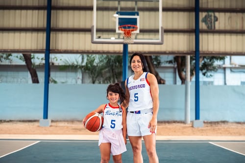 Pamela Rosado rinde homenaje a las niñas con su nueva marca oficial