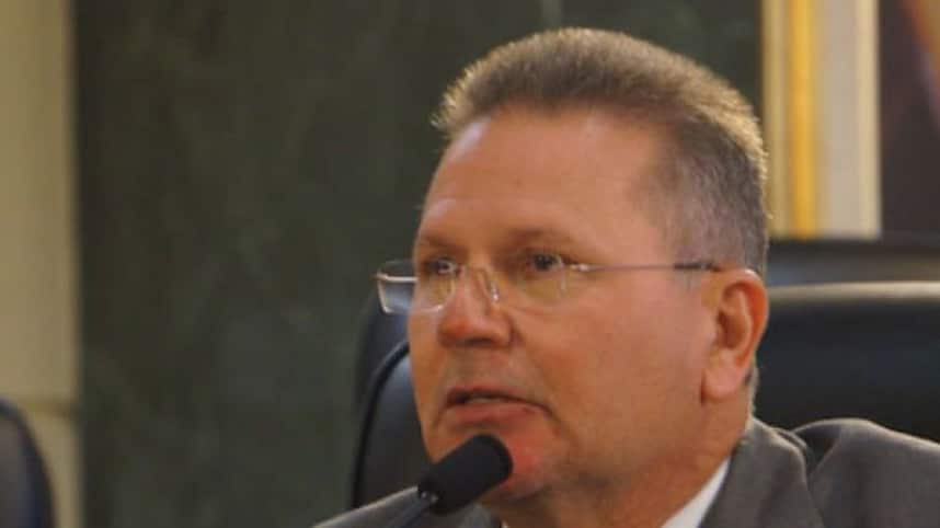 José Aponte Ex-presidente de la Cámara de Representantes