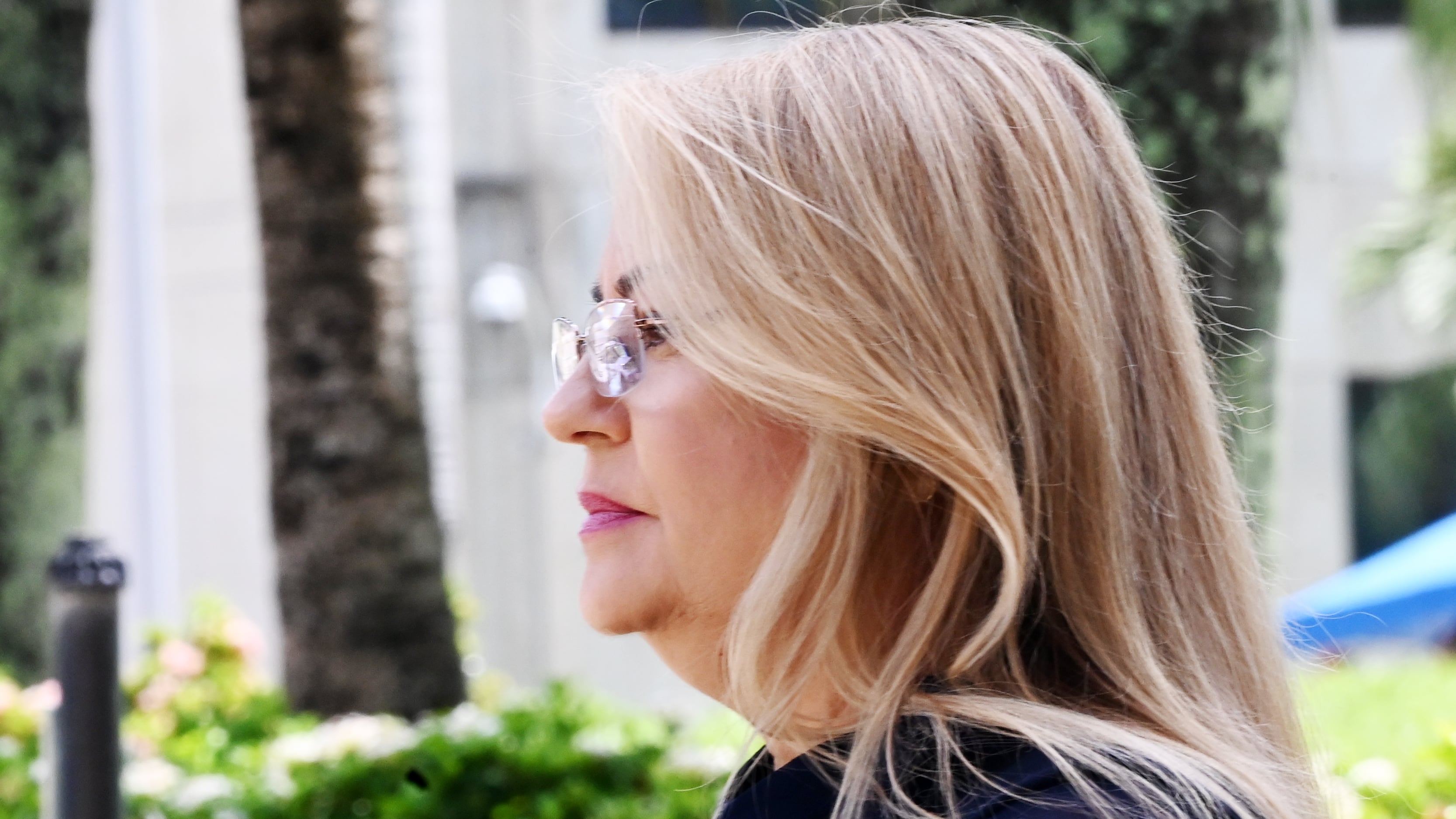 La ex gobernadora, Wanda Vazquez, llega al Tribunal Federal para declararse culpable.