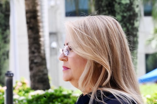 Fiscalía y defensa chocan por el alcance del acuerdo de culpabilidad de Wanda Vázquez