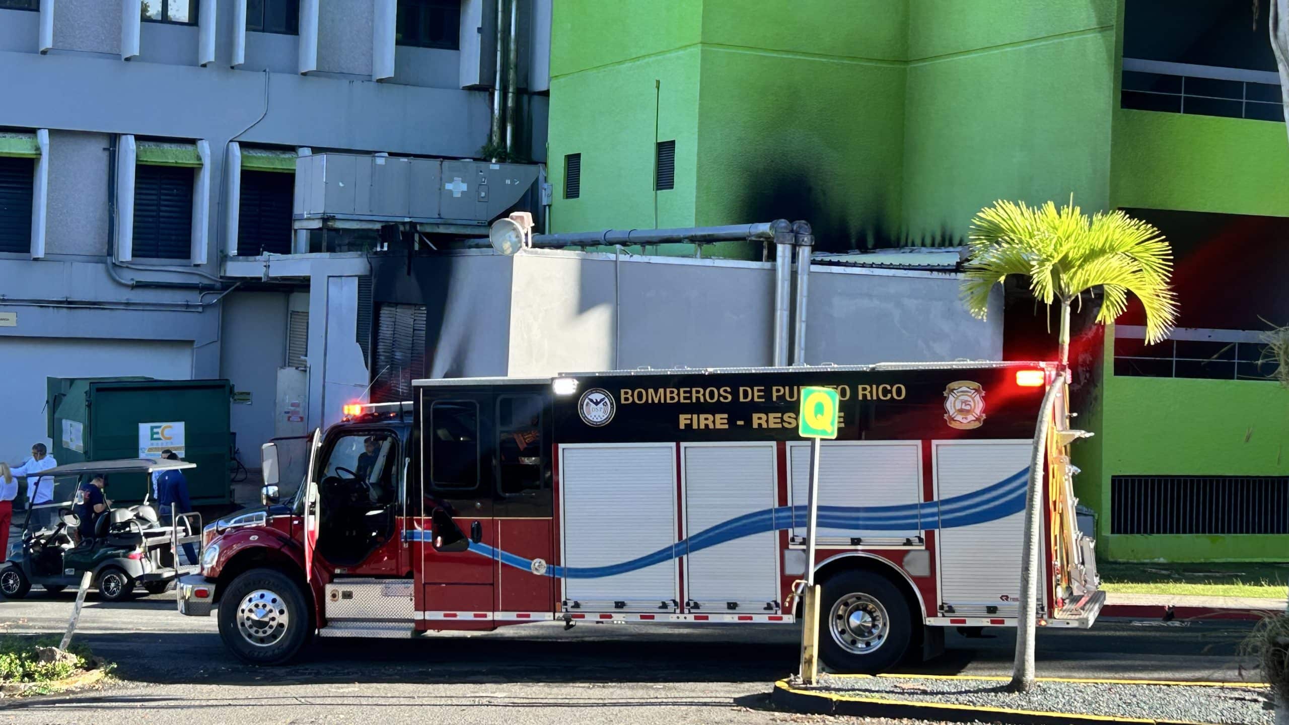 Incendio en el Recinto Metro de la Interamericana.
