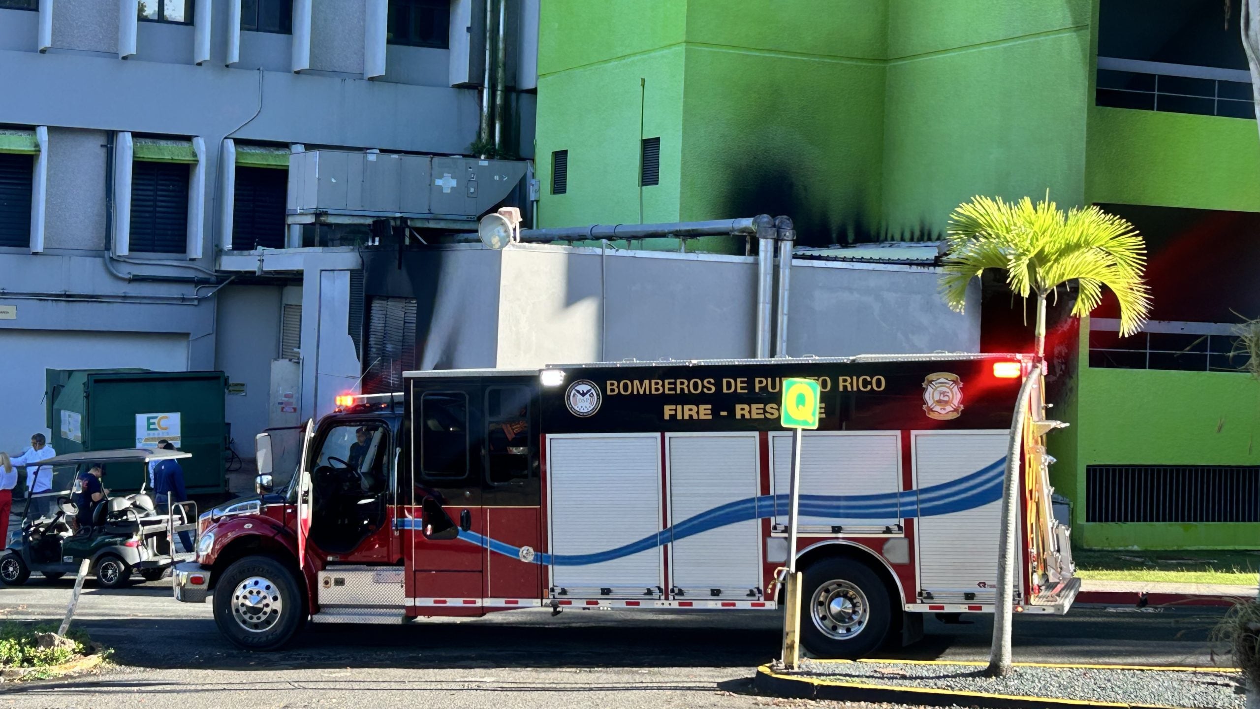 Incendio en el Recinto Metro de la Interamericana.