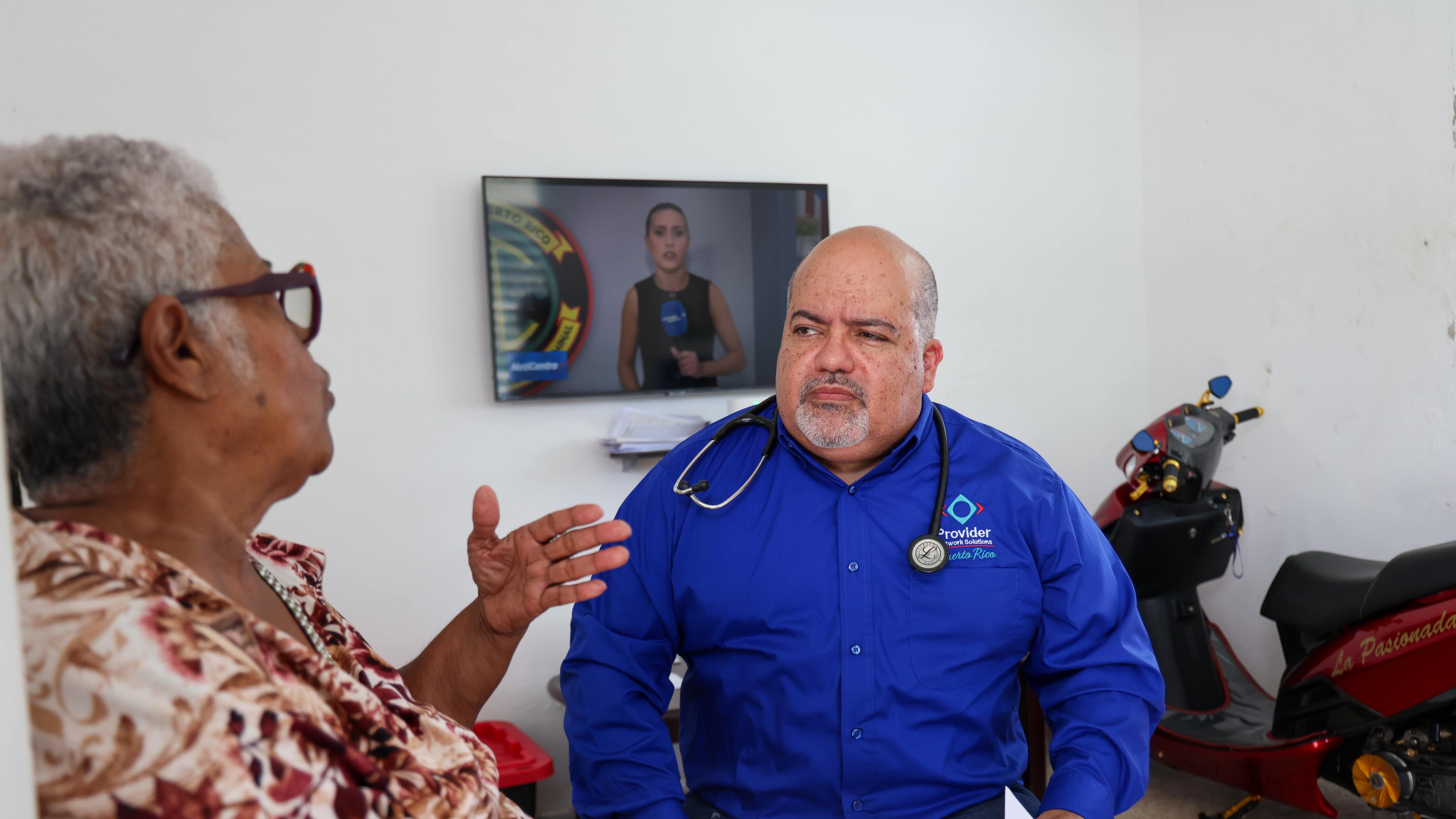 Jornada en Humacao atiende la salud emocional y física de adultos mayores