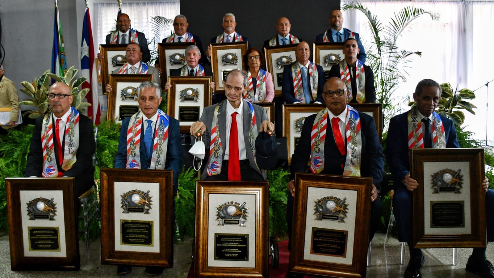 Exaltan a 15 deportistas al Recinto de los Inmortales del Béisbol Superior.