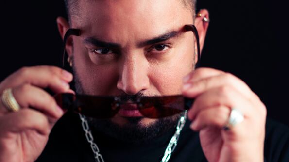 El cantante Manny Manuel será parte de "La guagua aérea, el musical".