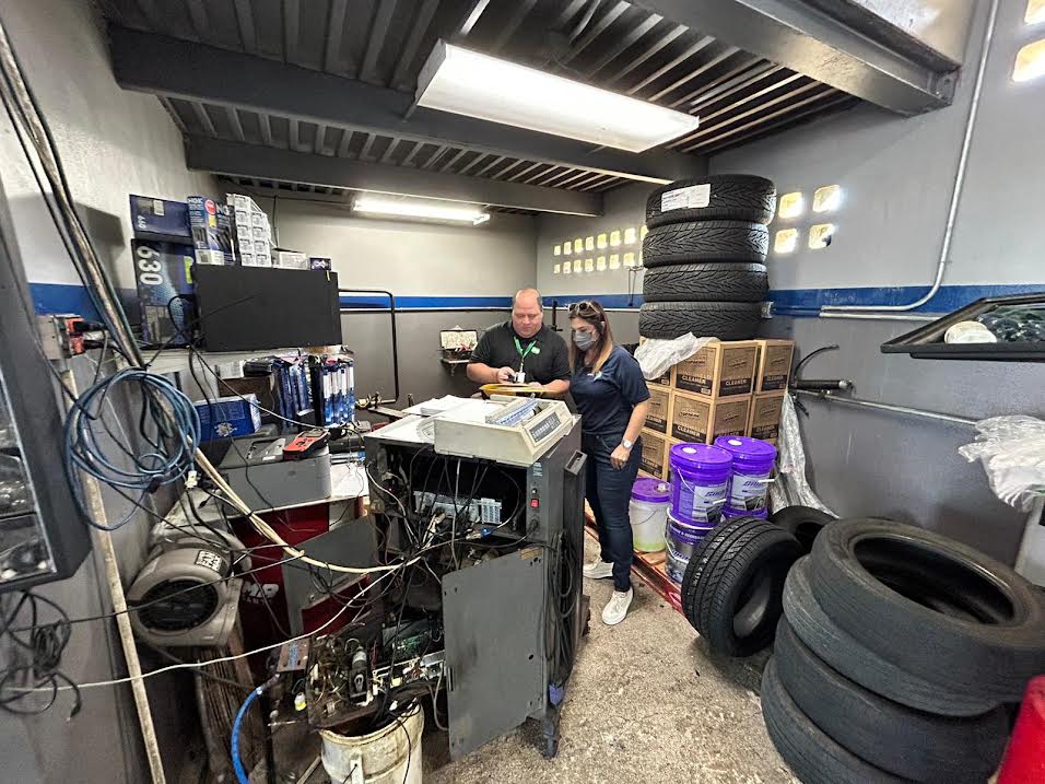 DTOP revela fallas en estación de inspección de vehículos vinculada a secretaria de Vivienda