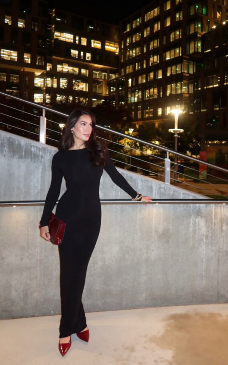 ¡Adiós tenis! Los vestidos con pumps que prometen un cambio elegante y estilizado: así se llevan