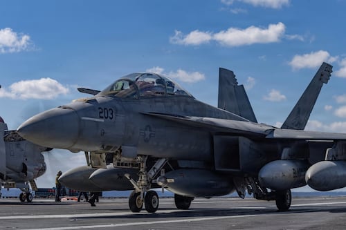 Gobierno Trump envía mensajes confusos sobre los objetivos del operativo contra Irán