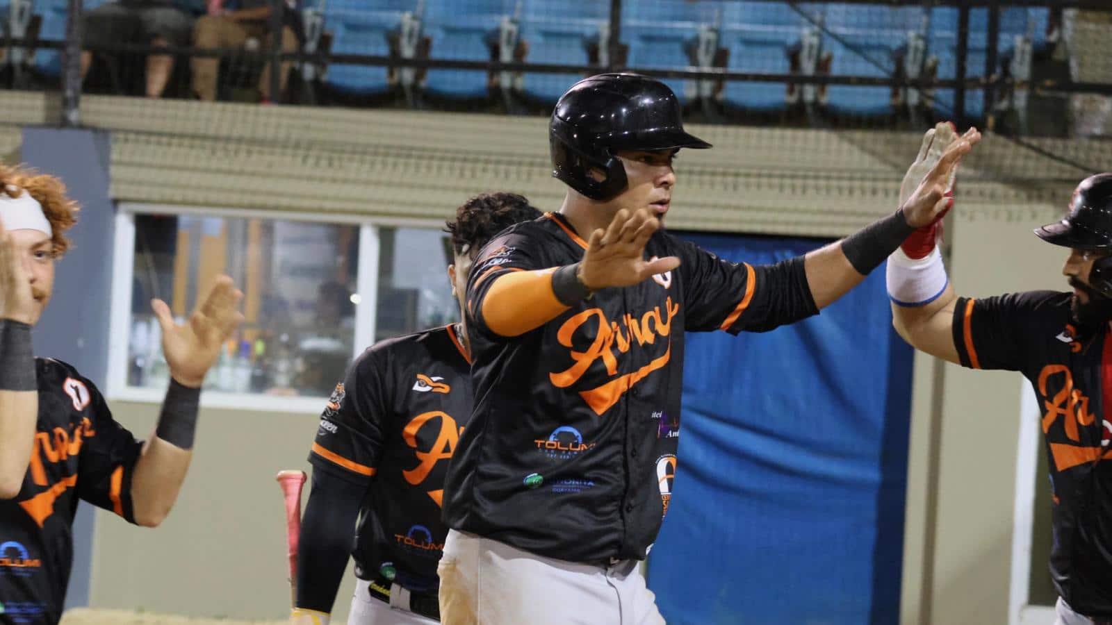 Los Bucaneros de Arroyo derrotaron a los Guayacanes de Guayanilla.