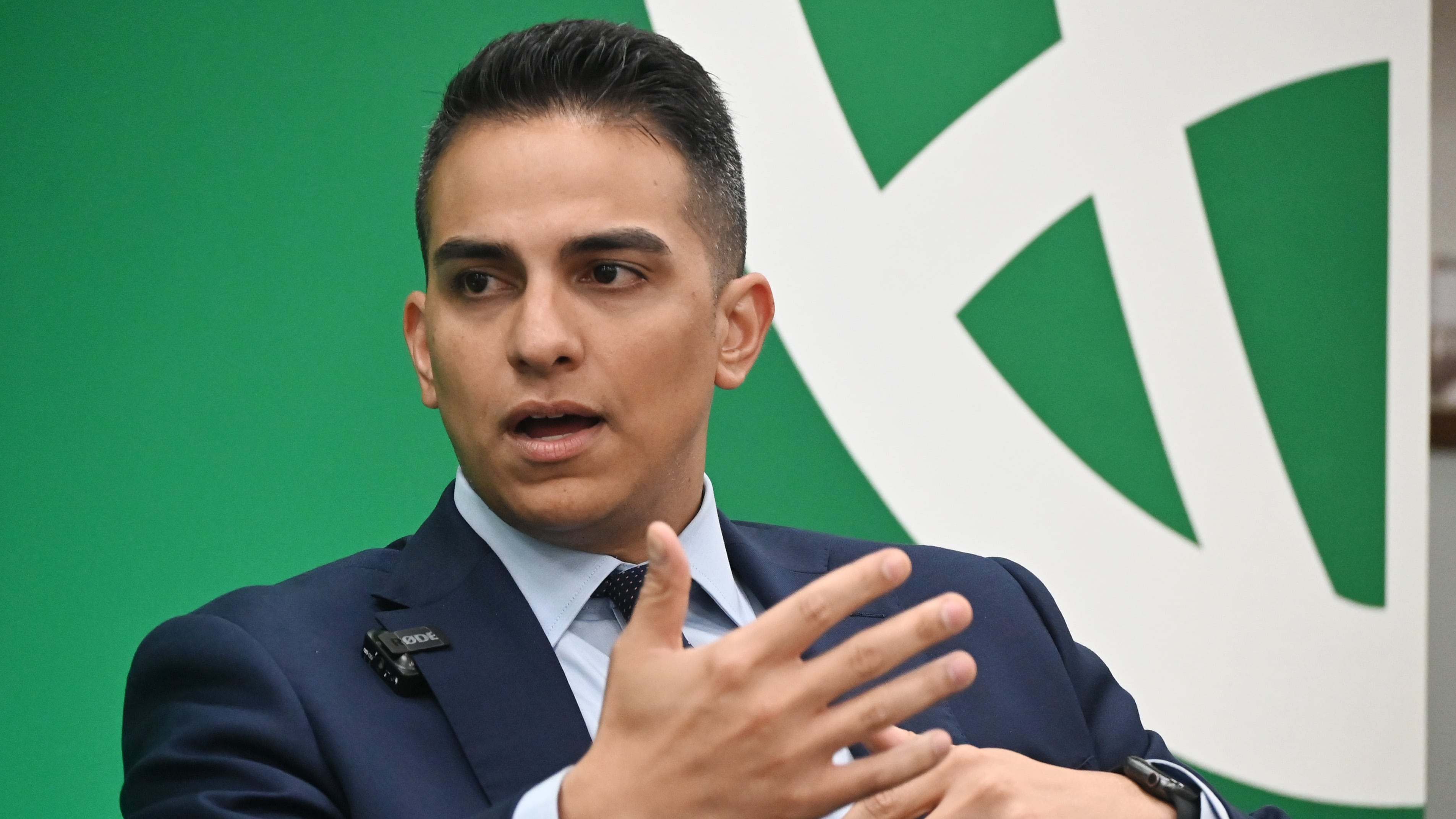 El Secretario del Departamento de Hacienda, Angel Pantojas.