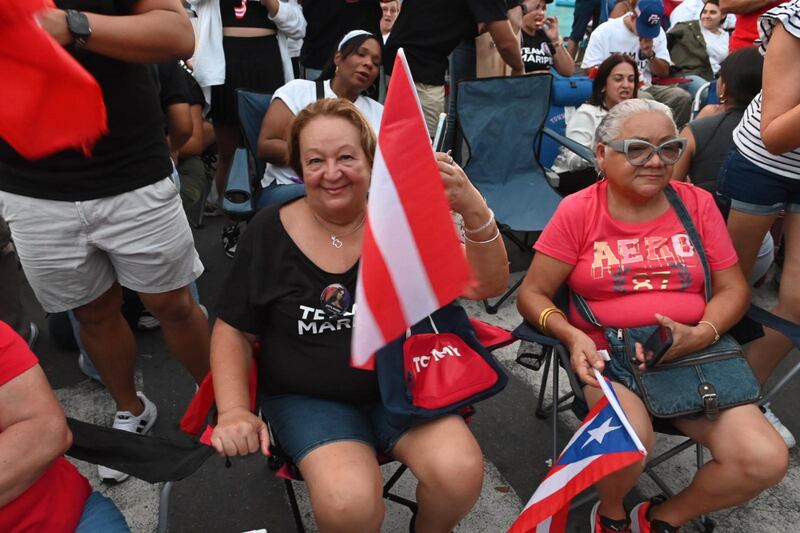 Boricuas ven La Casa de los Famosos