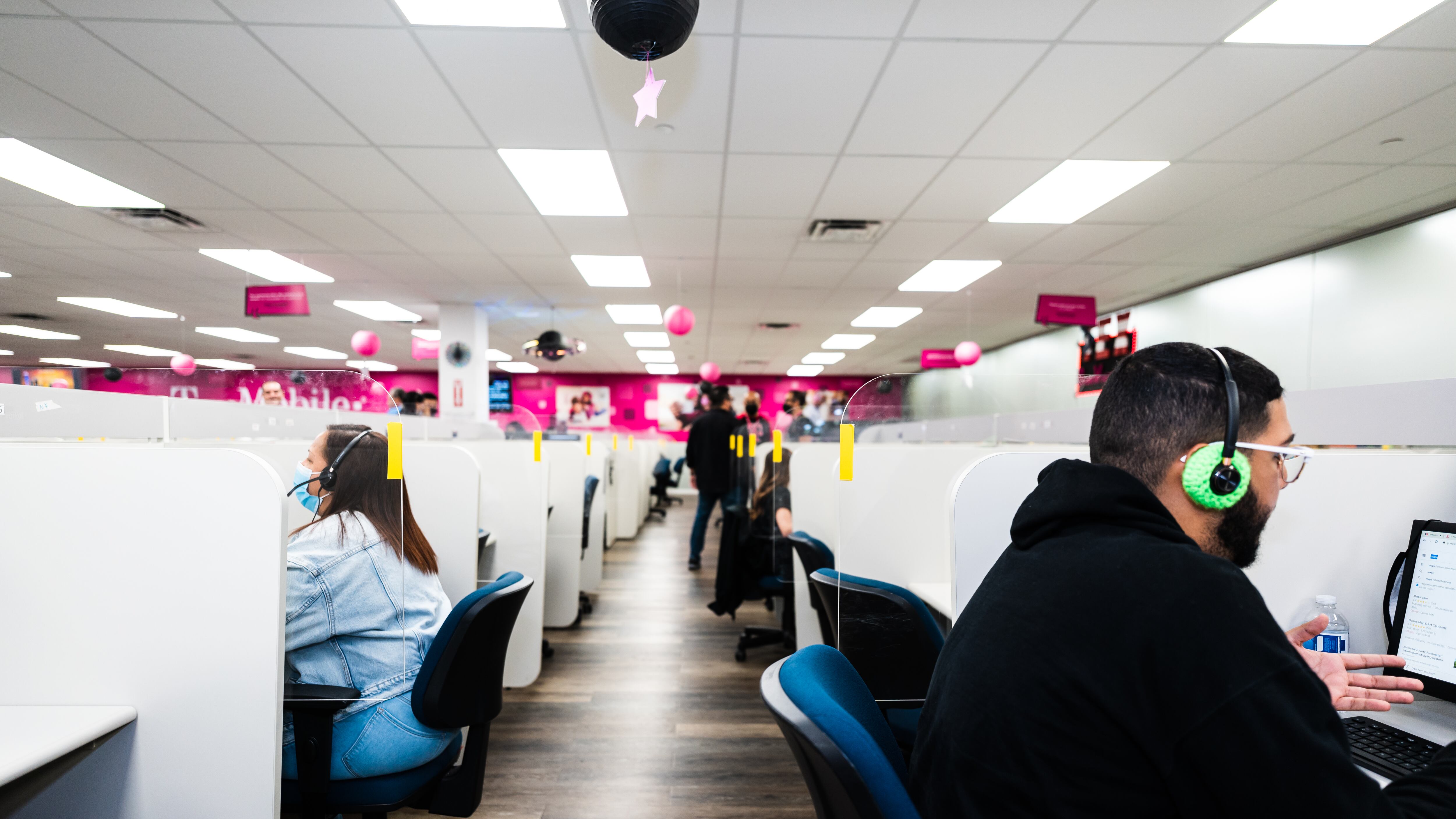 Centro del servicio al cliente de T- Mobile, ubicado en las instalaciones de Atento