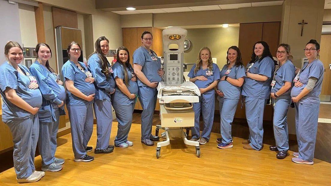 Maternidad inesperada: 14 enfermeras quedan embarazadas al mismo tiempo en un hospital pediátrico en Wisconsin