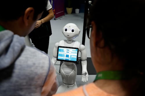 11 años después de su lanzamiento: Guinness reconoce a Pepper como el primer robot humanoide producido en masa