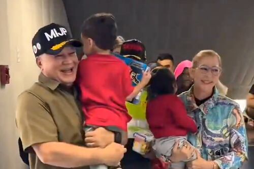 Venezuela y EE.UU. intercambian presos en un acuerdo mediado por El Salvador