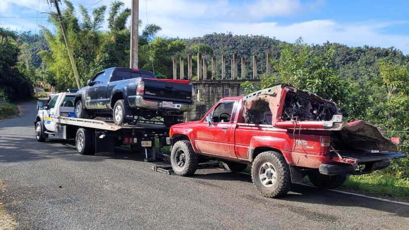 Arrestan a seis personas por posesión de vehículos hurtados.