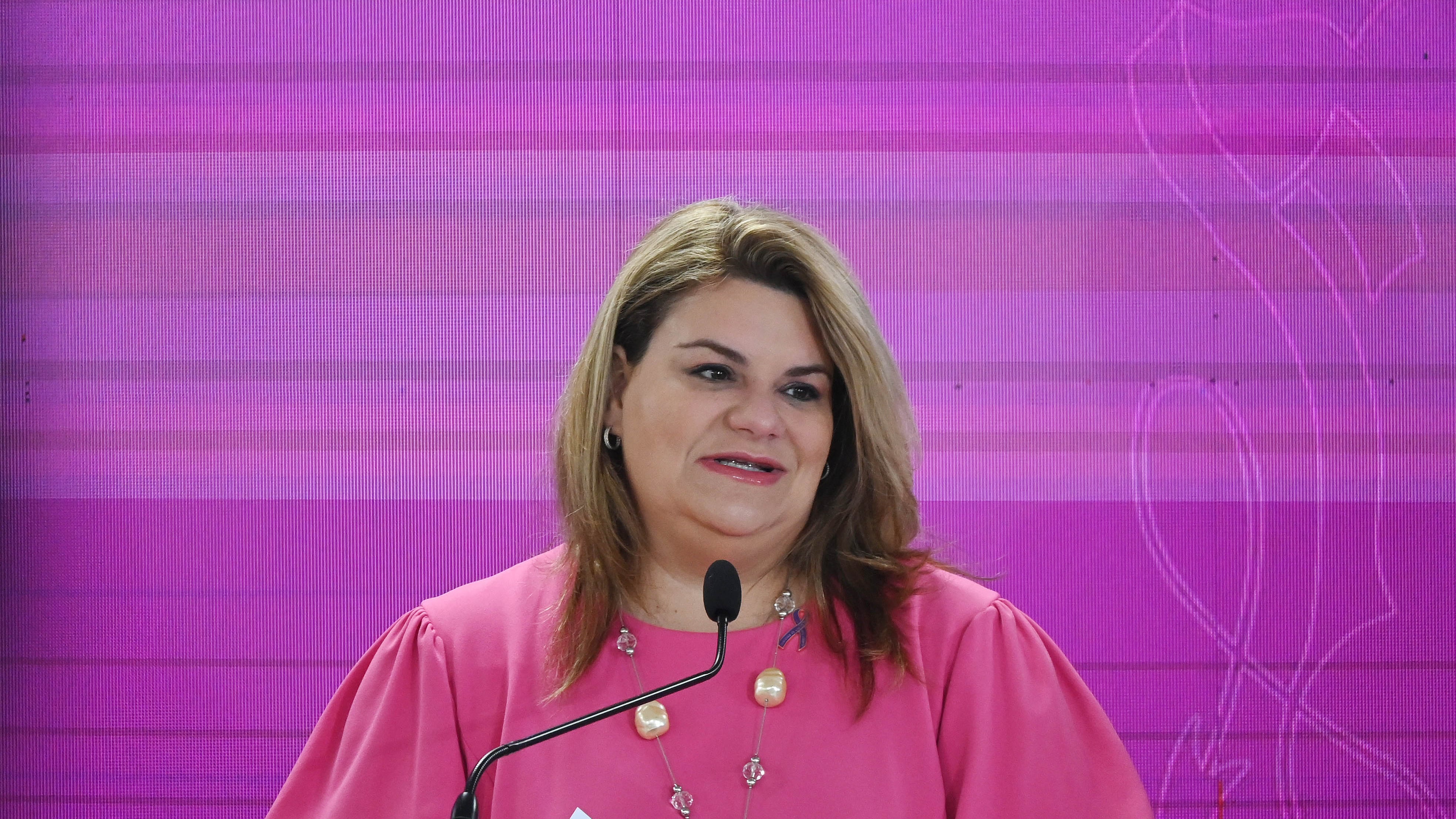 La gobernadora, Jennifer González y la Secretaria de. Justicia, Lourdes L. Gómez Torres