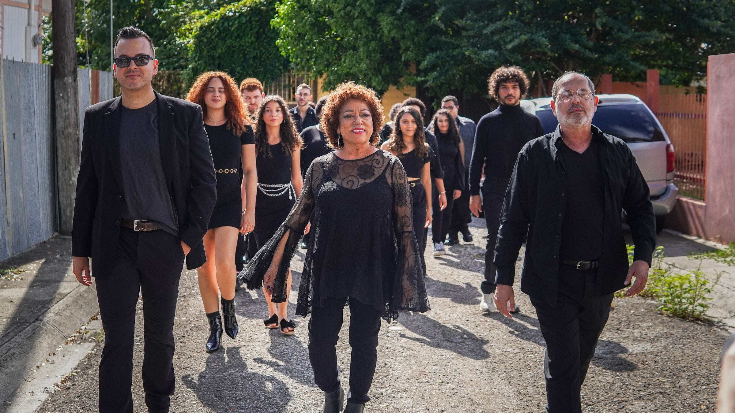 Nace el Teatro Rodante de Barrio Carmen Nydia Velázquez.