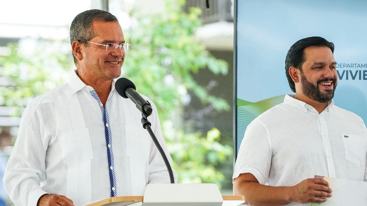 Pierluisi anuncia trabajos de rehabilitación de complejo de vivienda Casa Linda en Bayamón