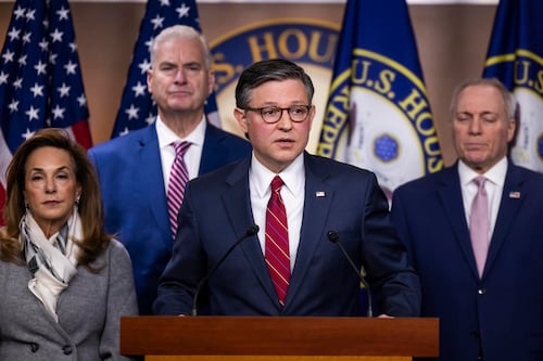 Cámara de EEUU aprueba legislación presupuestaria y pone fin al cierre parcial del Gobierno federal