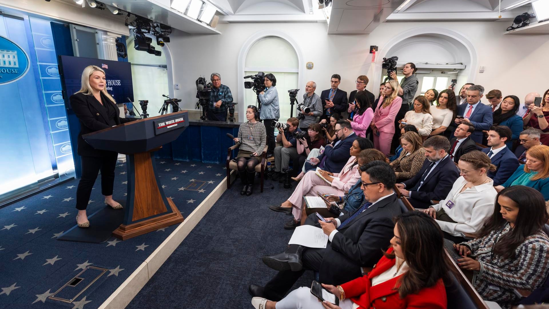 La Casa Blanca dice que revisará los protocolos de seguridad para eventos con Trump