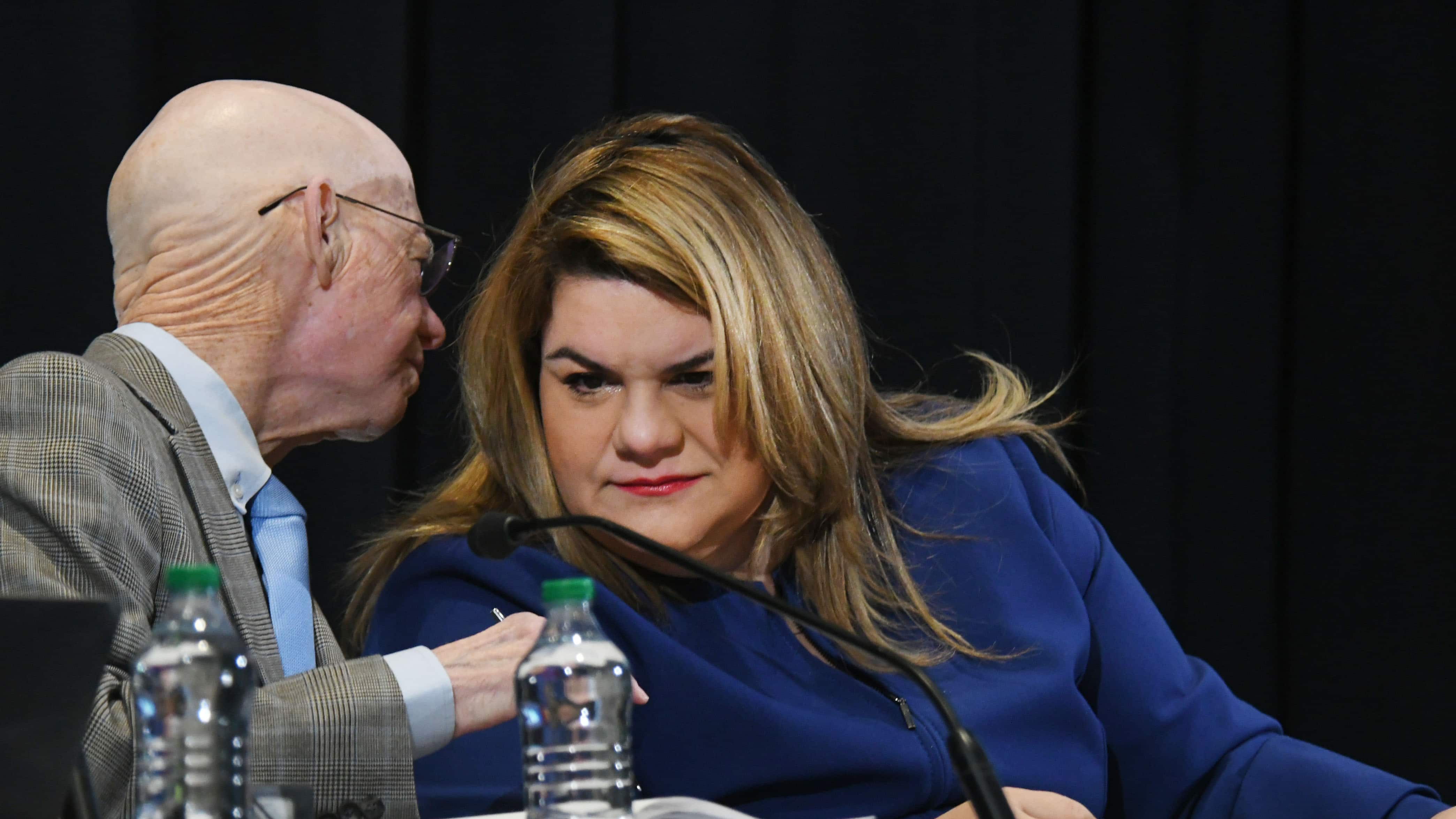 La gobernadora, Jennifer Gonzalez . Reunión de la Junta de Control Fiscal.