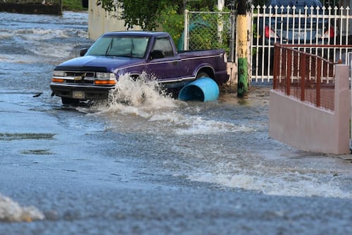 Domingo de mucha lluvia y oleaje peligroso