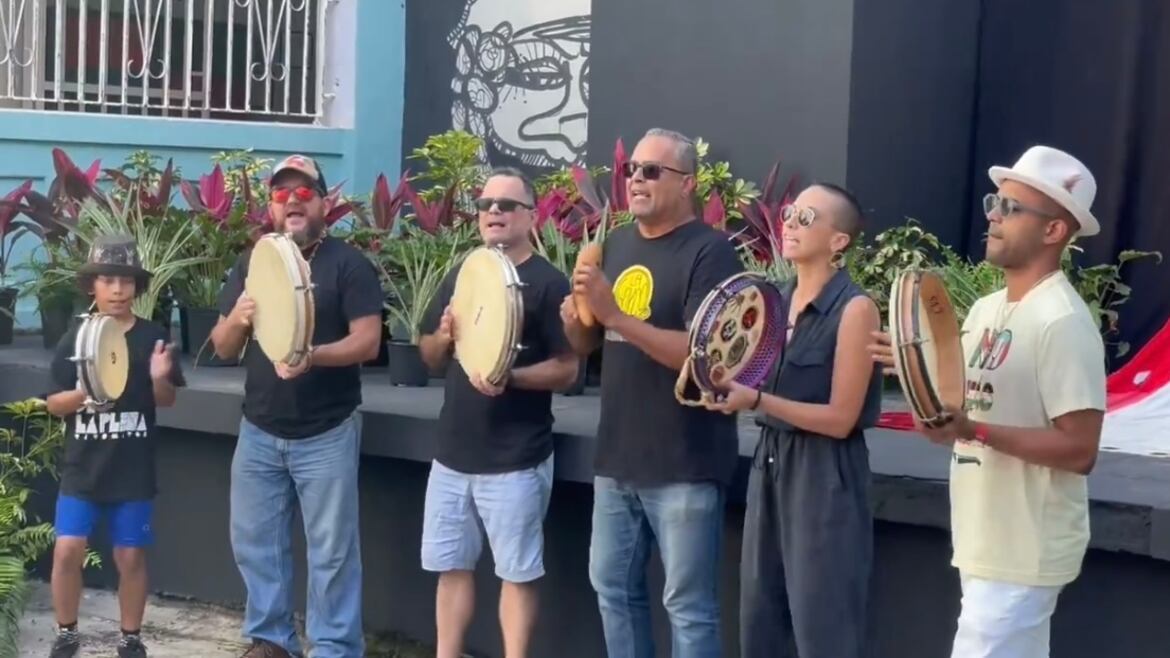 Reciben a Kamala Harris