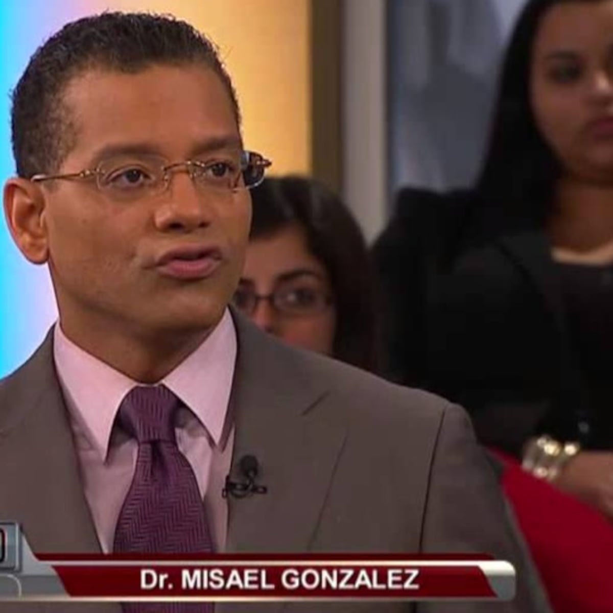 Doctor de “Caso cerrado” presentará su biografía en Plaza Las Américas – Metro Puerto Rico