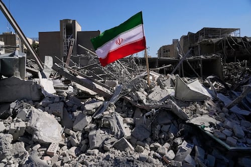 Irán ataca Dimona, ubicación de las principales instalaciones nucleares israelíes