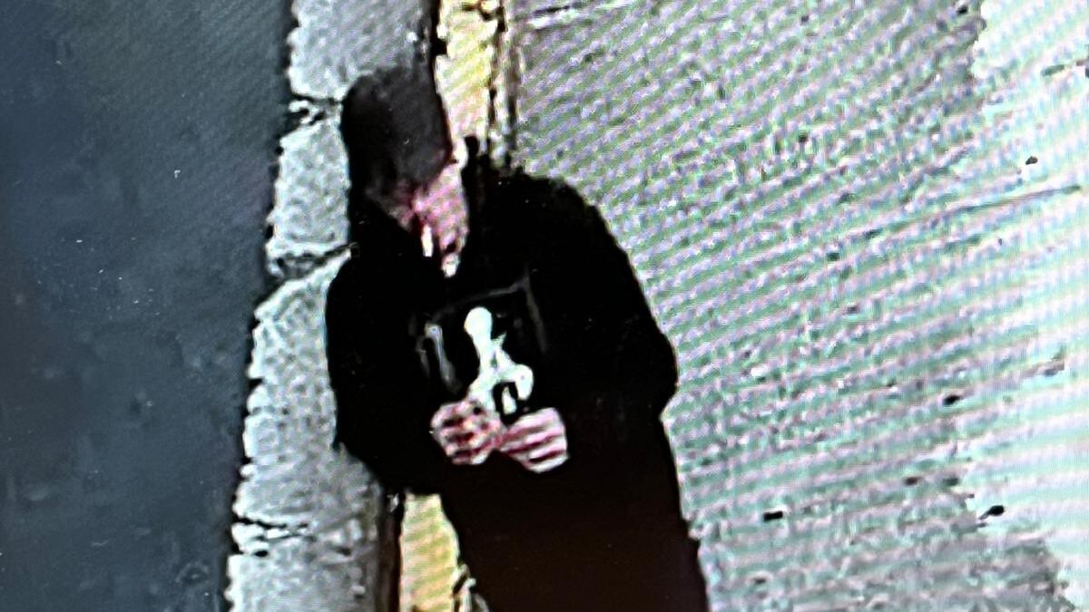 Hombre buscado por robo de auto en Guaynabo.