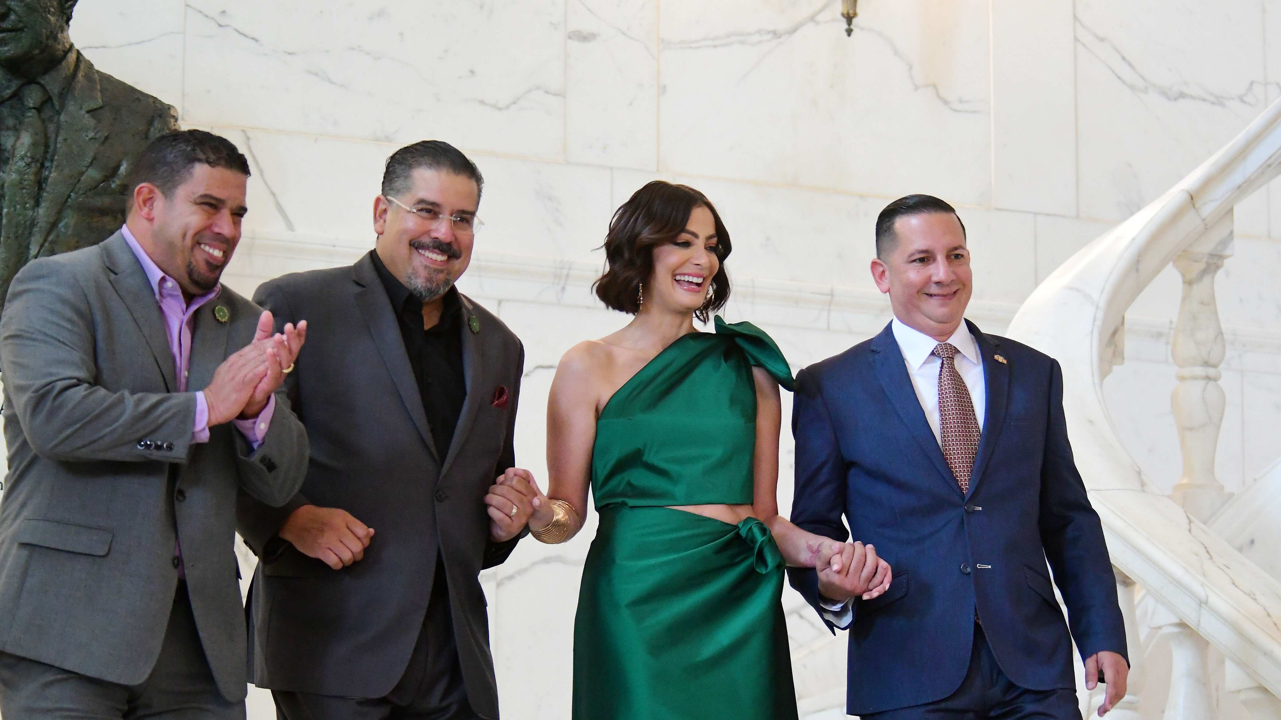 Homenaje de la Camara de Representantes a la Miss Universe 1993, Dayanara Torres