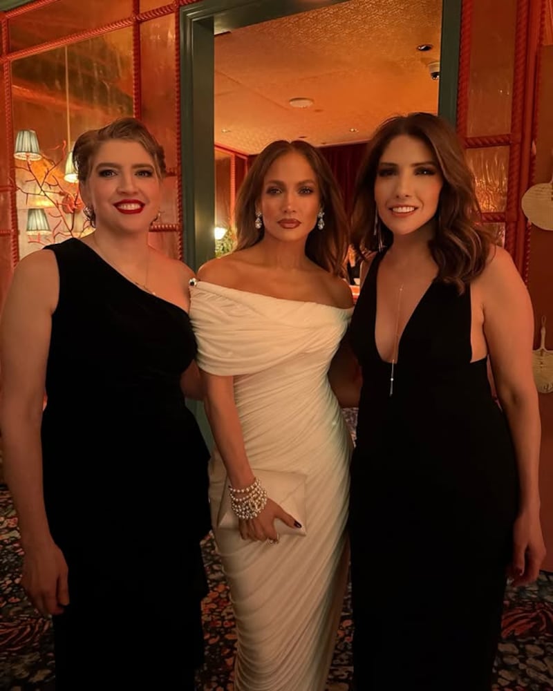 Leslie, Jennifer y Lynda Lopez