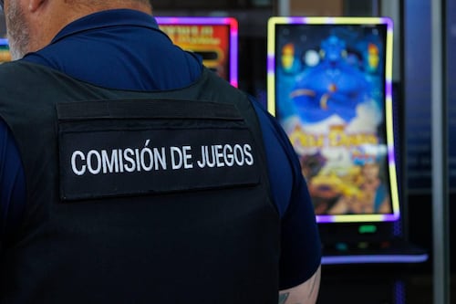 Confiscan máquinas tragamonedas ilegales en San Juan y Carolina