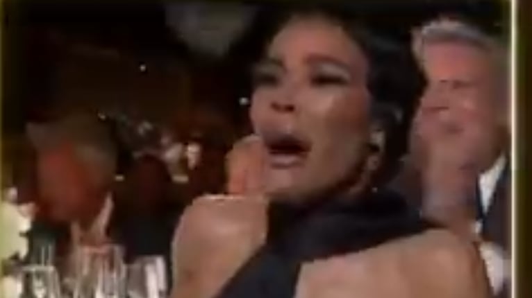 Ofreció un discurso inspirador para las afroamericanas de la industria