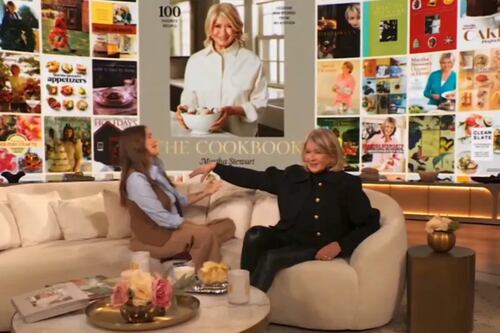 Drew Barrymore habla sobre el incómodo momento con Martha Stewart: “Creo que solo estaba bromeando”