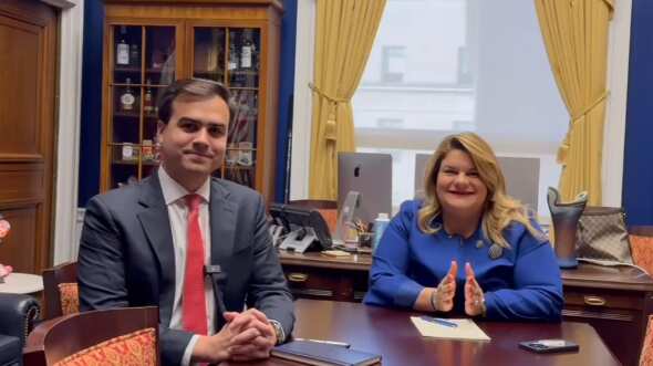 Pablo José Hernández y Jenniffer González