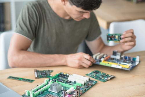 Aunque te compres un PC nuevo, es probable que tengas que agregarle la memoria RAM