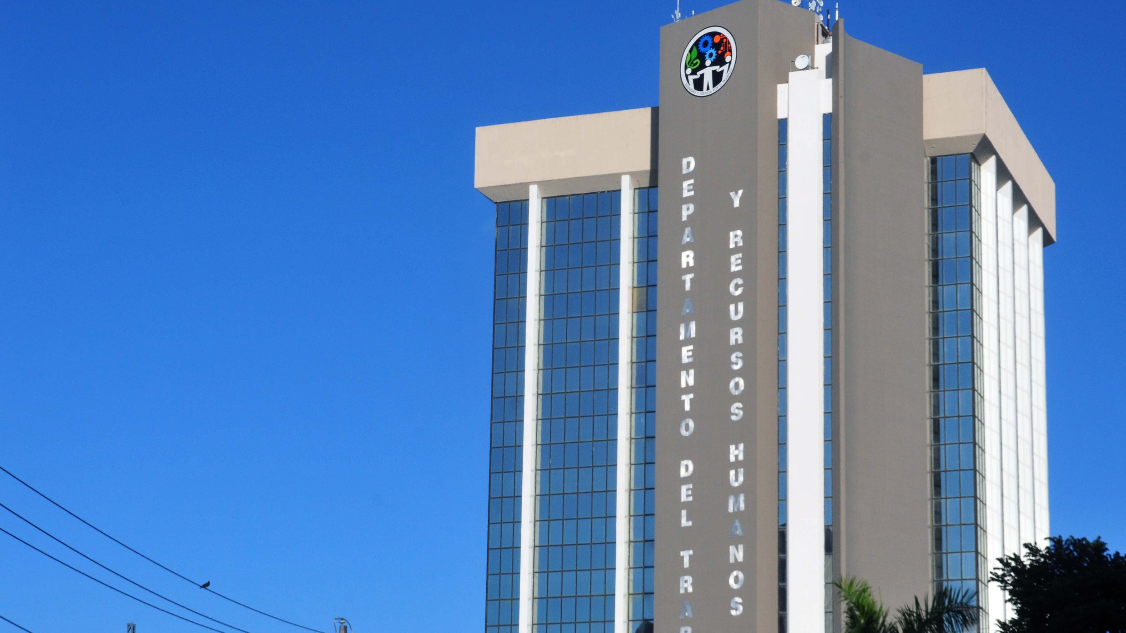 Departamento del Trabajo y Recursos Humanos.