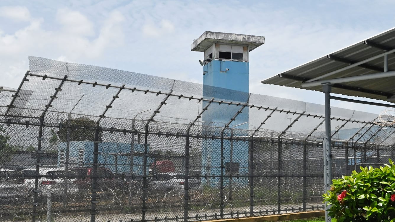 En el verano pasado, se realizaron pruebas de hepatitis C a los confinados.