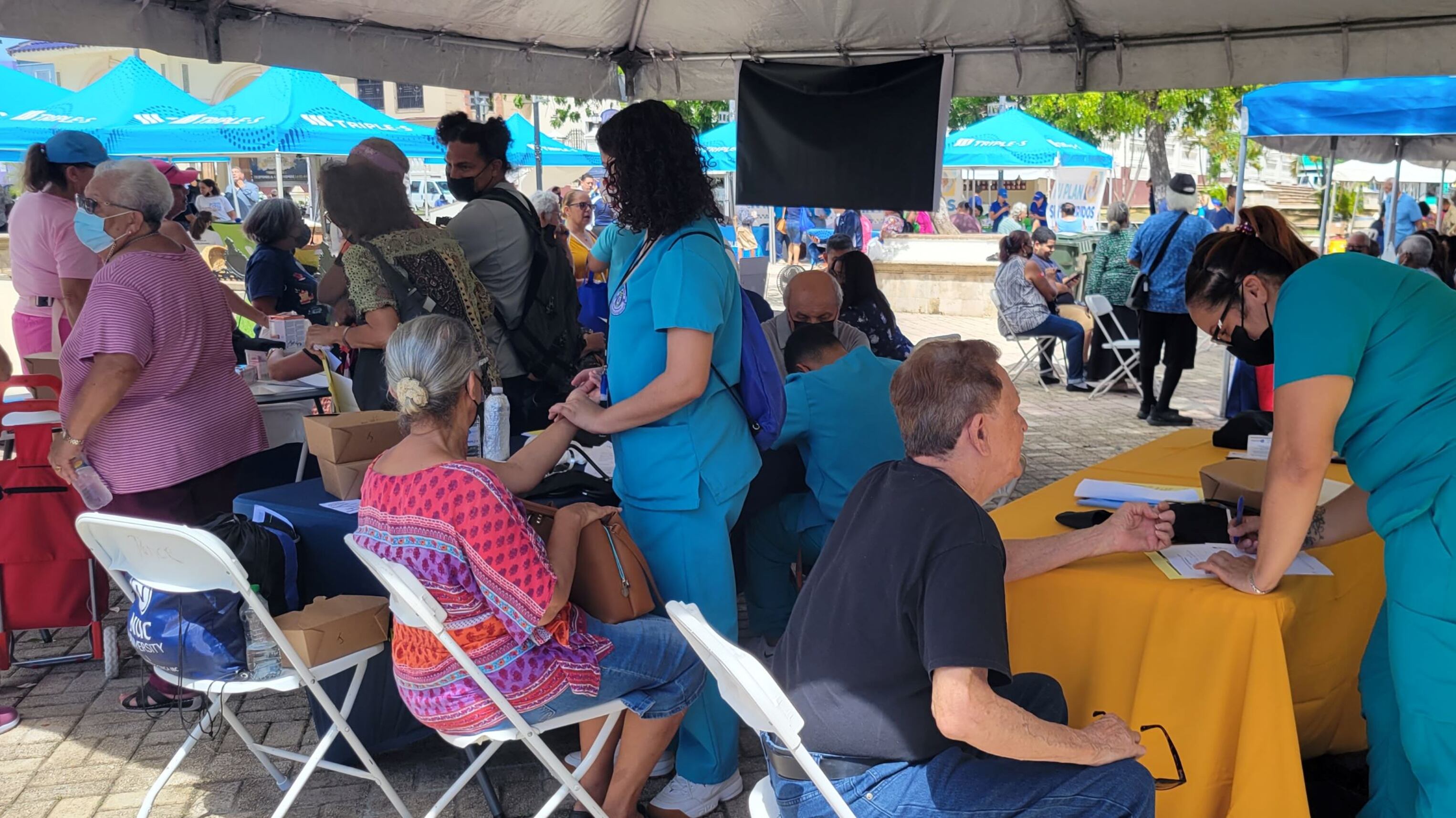 Feria de servicios de salud en Fajardo.