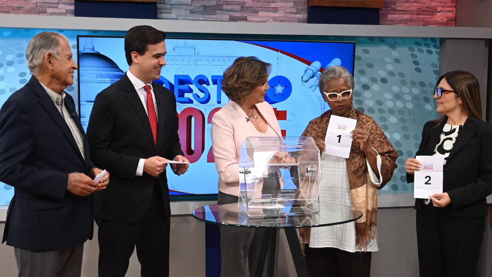 Debate de candidatos a la comisaría residente