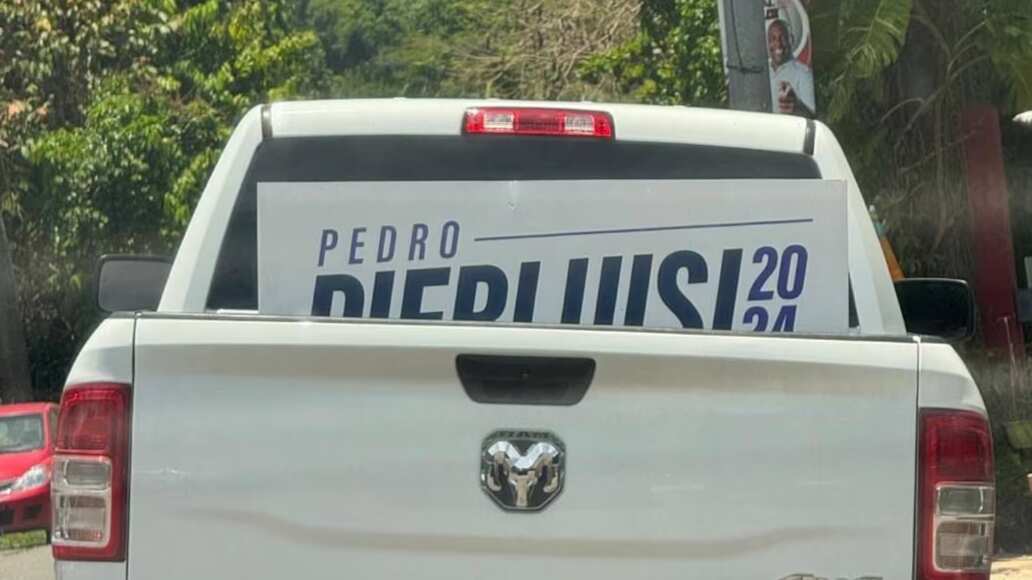 Vehículo oficial