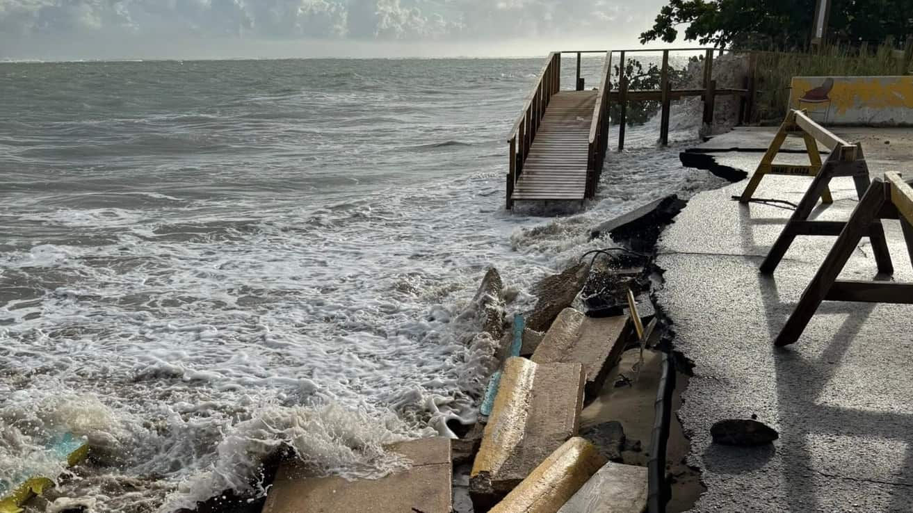Erosión en Parcelas Suárez tras las marejadas del fin de semana (Suministrada).