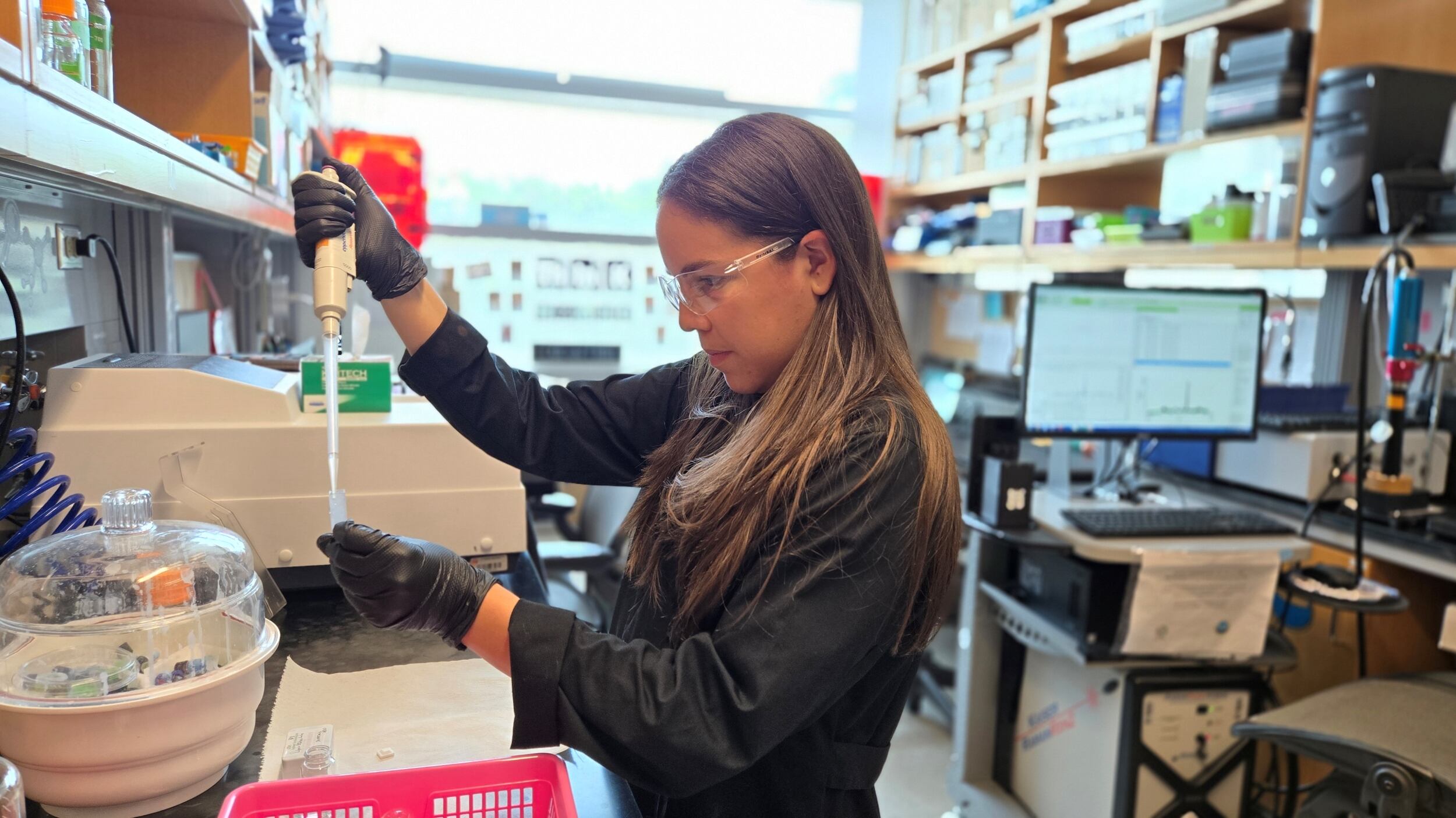 Grecia Geigel Rodríguez, estudiante de la UPR que obtuvo una beca para avanzar la ciencia farmacéutica.