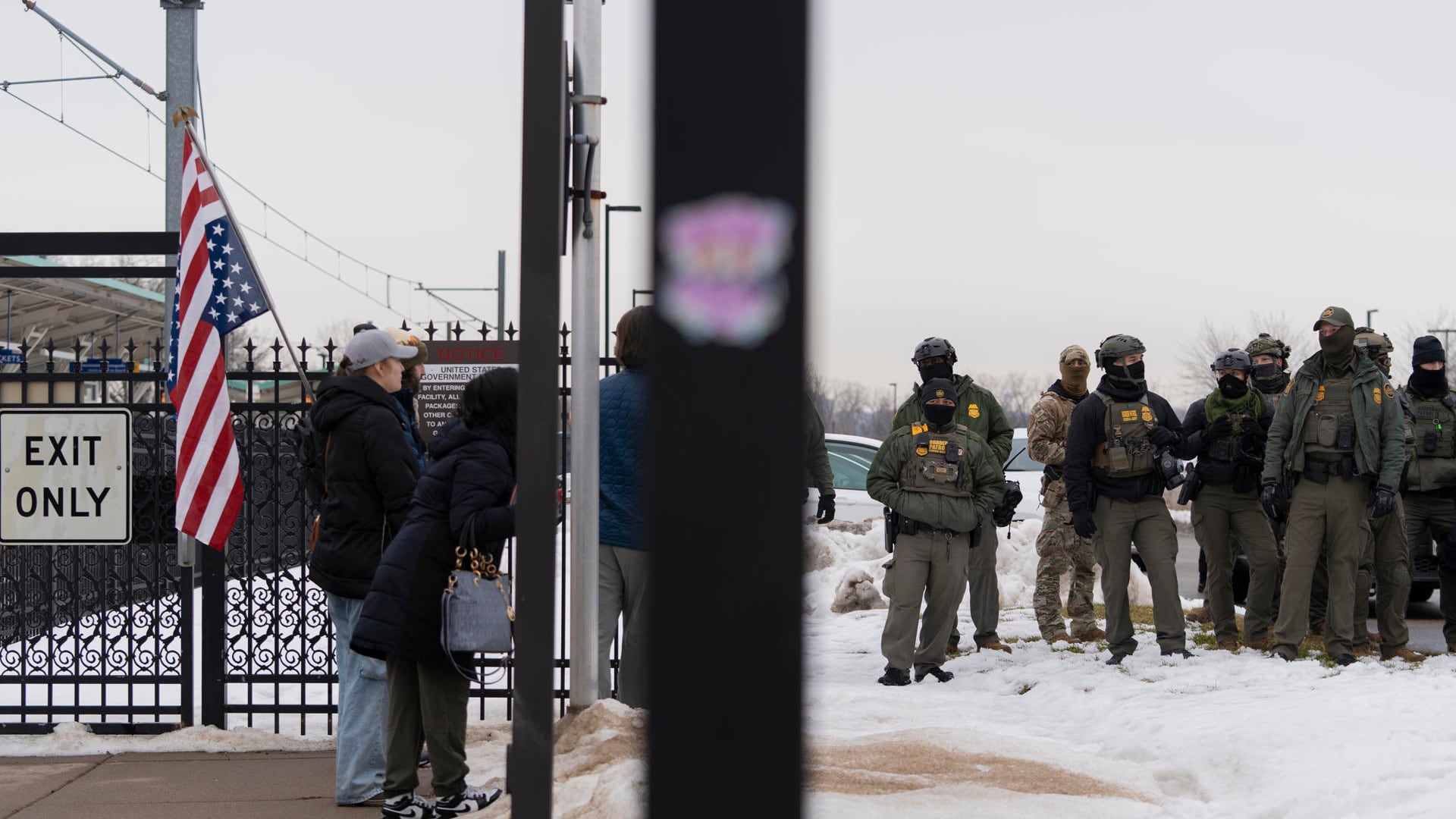 El Gobierno de Trump anuncia el fin del despliegue masivo de agentes migratorios en Minesota