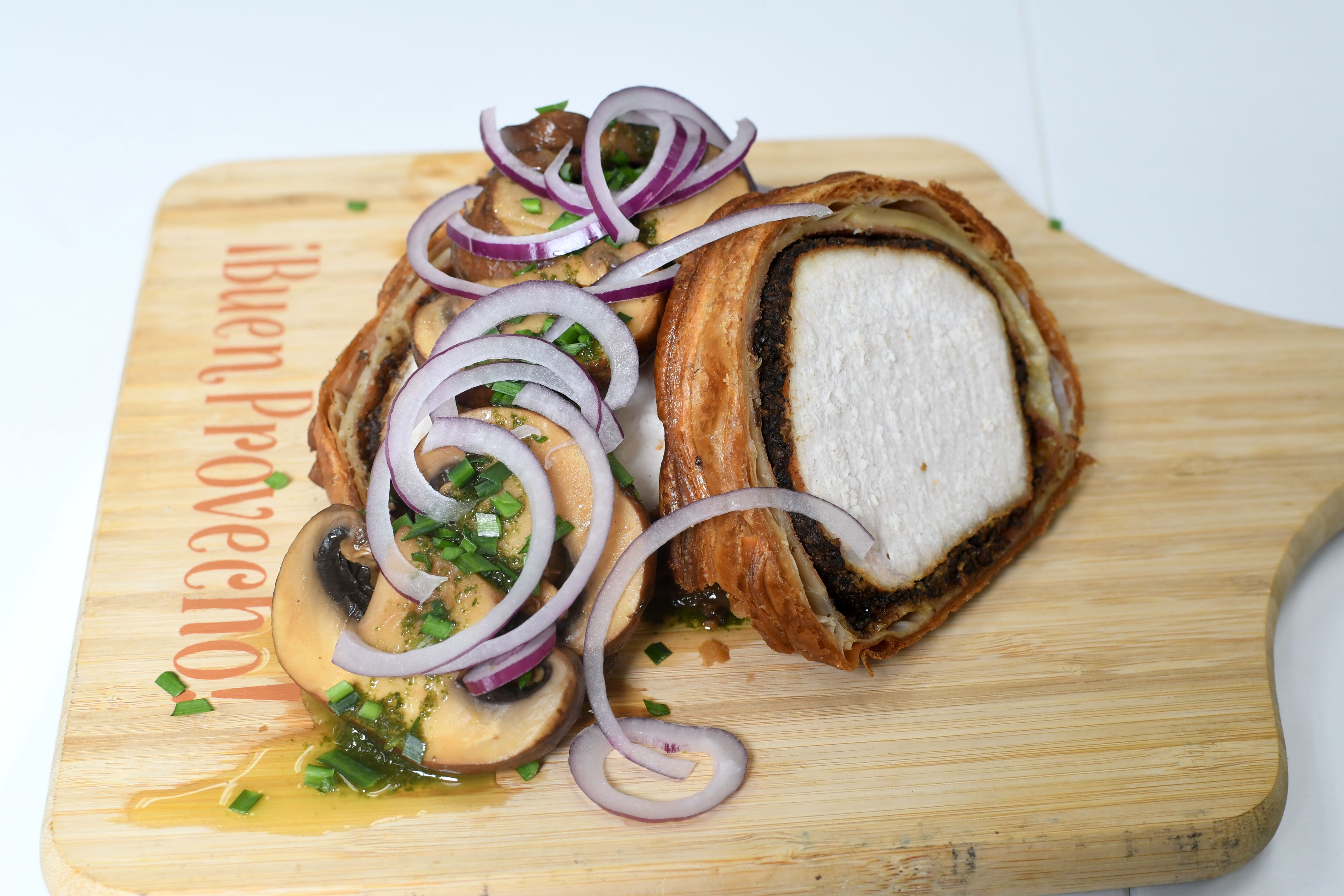 Chef Luis Diaz, cochinillo y otros platos. Metro PR 4 de octubre de 2024